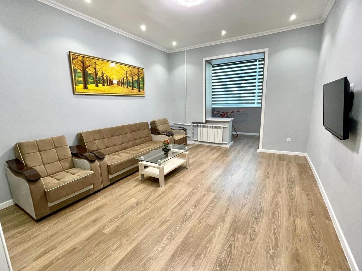 Amir Temur Apartment In Center After Renovation Tachkent Extérieur photo